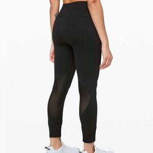 LULULEMON For the Chill of It Tight Mesh Back 7/8 Leggings Black Size 4 *Flaw*
